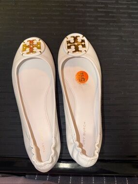 Tory Burch White Leather Ballet Flats with Gold Logo Medallion